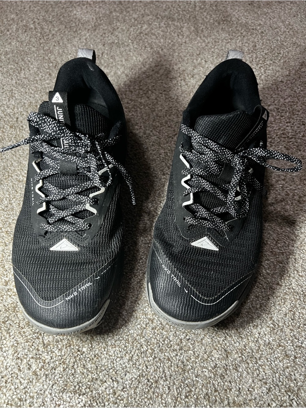 Nike Black Men’s Trail Running Sneakers - Picture 7 of 9